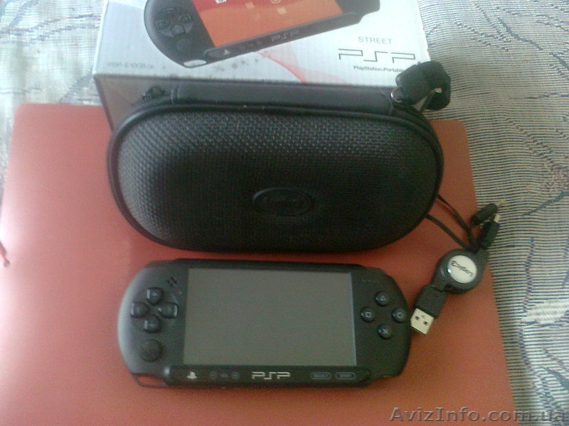 Консоль SONY PlayStation Portable PSP E1008 - <ro>Изображение</ro><ru>Изображение</ru> #1, <ru>Объявление</ru> #878520