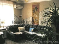     Посуточная аренда квартиры в  самом центре Житомира - <ro>Изображение</ro><ru>Изображение</ru> #1, <ru>Объявление</ru> #168808