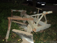 Трактор МТЗ 80 разом з плугом - <ro>Изображение</ro><ru>Изображение</ru> #1, <ru>Объявление</ru> #385945