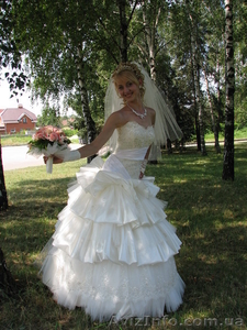 Продам свадебное платье - <ro>Изображение</ro><ru>Изображение</ru> #1, <ru>Объявление</ru> #1871