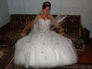 свадебное платье - <ro>Изображение</ro><ru>Изображение</ru> #1, <ru>Объявление</ru> #5256