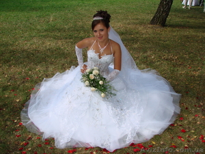 свадебное платье - <ro>Изображение</ro><ru>Изображение</ru> #2, <ru>Объявление</ru> #5256