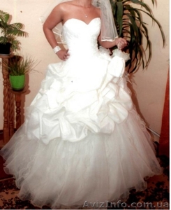 Срочно продам свадебное платье - <ro>Изображение</ro><ru>Изображение</ru> #1, <ru>Объявление</ru> #29985
