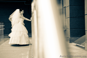 продам  шикарное свадебное платье - <ro>Изображение</ro><ru>Изображение</ru> #2, <ru>Объявление</ru> #95363