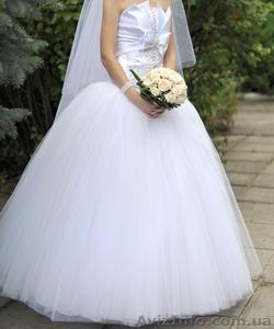 Уникальное свадебное платье в одном экземпляре - <ro>Изображение</ro><ru>Изображение</ru> #1, <ru>Объявление</ru> #389841