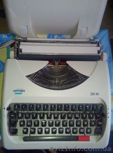 Механическая пишущая машинка (Германия) - <ro>Изображение</ro><ru>Изображение</ru> #1, <ru>Объявление</ru> #970437