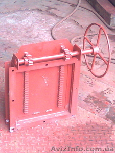 Задвижки реечные с ручным и с электроприводом (изготовление)  