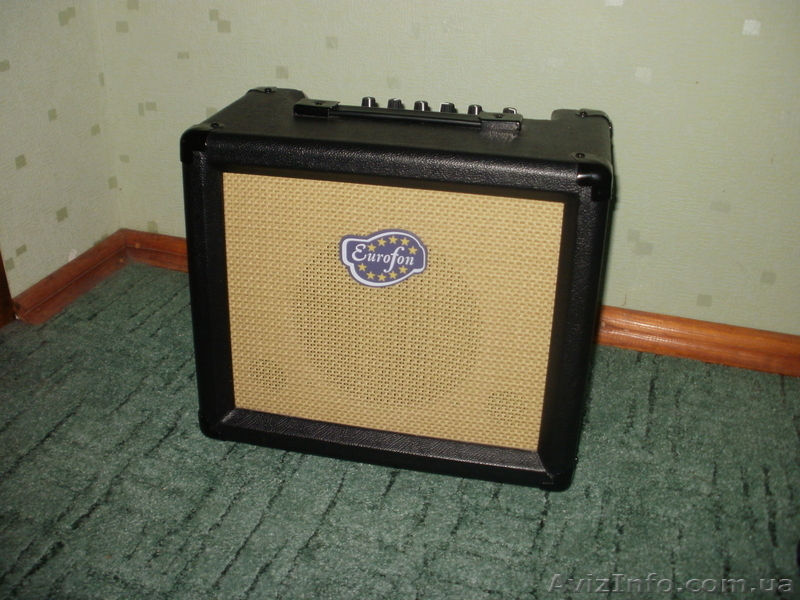 Комбо-усилитель - <ro>Изображение</ro><ru>Изображение</ru> #1, <ru>Объявление</ru> #11450