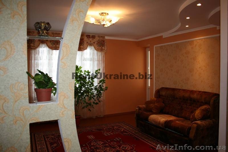     Сдам на сутки квартиру в Житомире - <ro>Изображение</ro><ru>Изображение</ru> #1, <ru>Объявление</ru> #168789