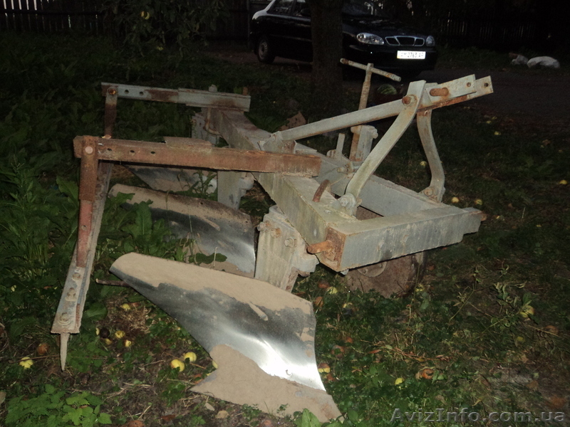 Трактор МТЗ 80 разом з плугом - <ro>Изображение</ro><ru>Изображение</ru> #4, <ru>Объявление</ru> #385945