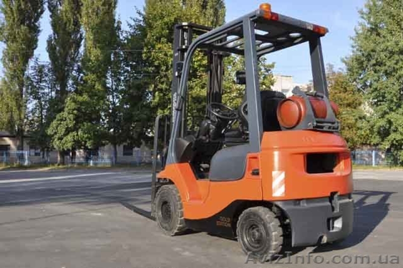 Погрузчик Toyota 42 7 FGF 15 - <ro>Изображение</ro><ru>Изображение</ru> #2, <ru>Объявление</ru> #556782