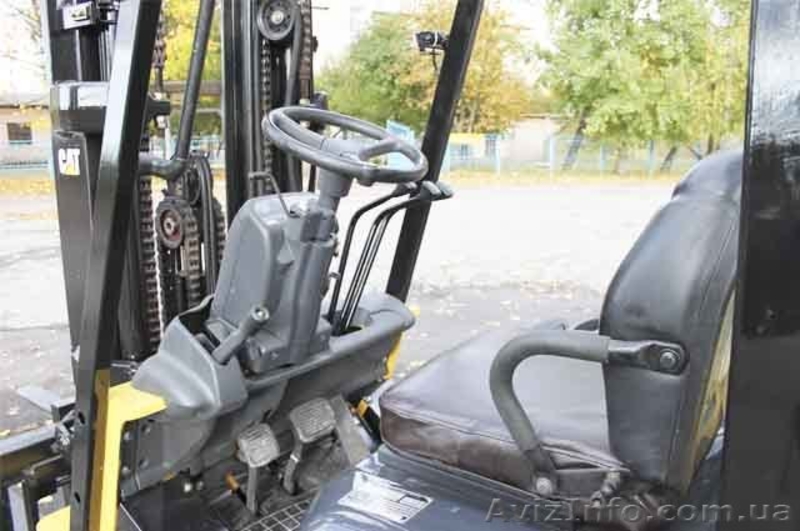 Погрузчик Caterpillar GC 30  K - <ro>Изображение</ro><ru>Изображение</ru> #5, <ru>Объявление</ru> #556617