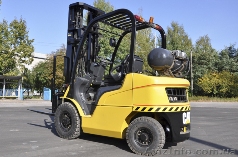 Погрузчик Caterpillar GP 25 N - <ro>Изображение</ro><ru>Изображение</ru> #2, <ru>Объявление</ru> #556304