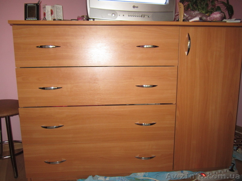 Продаю комод в отличном состоянии - <ro>Изображение</ro><ru>Изображение</ru> #1, <ru>Объявление</ru> #717198