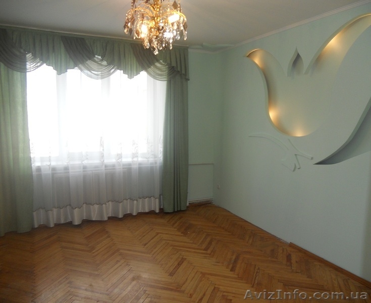 Продам 4 комнкомнатную квартиру - <ro>Изображение</ro><ru>Изображение</ru> #1, <ru>Объявление</ru> #741339