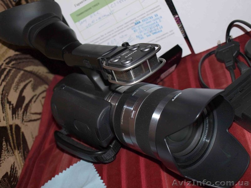 Продам видеокамеру Sony NEX-VG10E - <ro>Изображение</ro><ru>Изображение</ru> #9, <ru>Объявление</ru> #830996