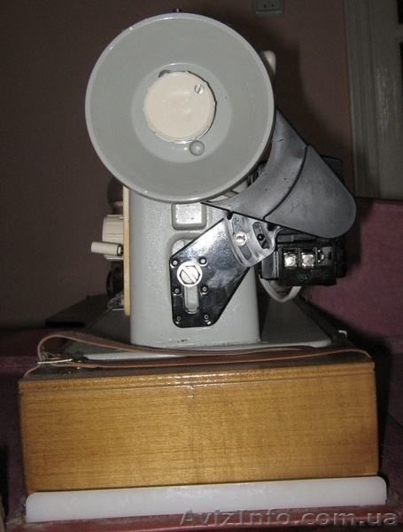 Швейная машинка "Чайка-132М" ,Б/У - <ro>Изображение</ro><ru>Изображение</ru> #4, <ru>Объявление</ru> #908191