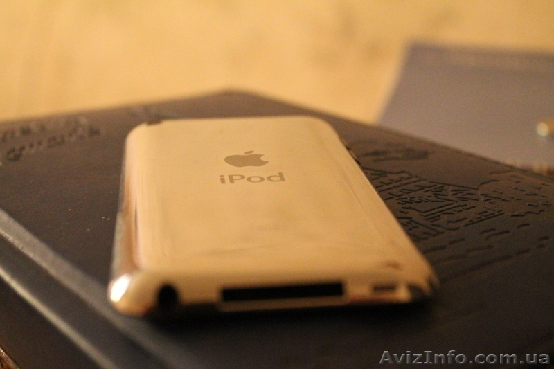 Продам IPod Touch 4G (32Gb) - <ro>Изображение</ro><ru>Изображение</ru> #3, <ru>Объявление</ru> #1031732