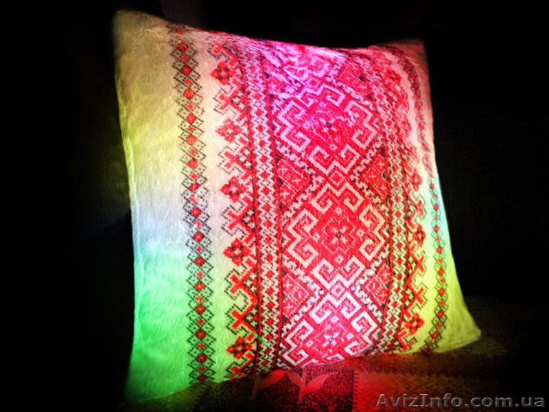 Подушка Вышиванка - декоративные подушки купить киев, классная подушка - <ro>Изображение</ro><ru>Изображение</ru> #1, <ru>Объявление</ru> #1288728