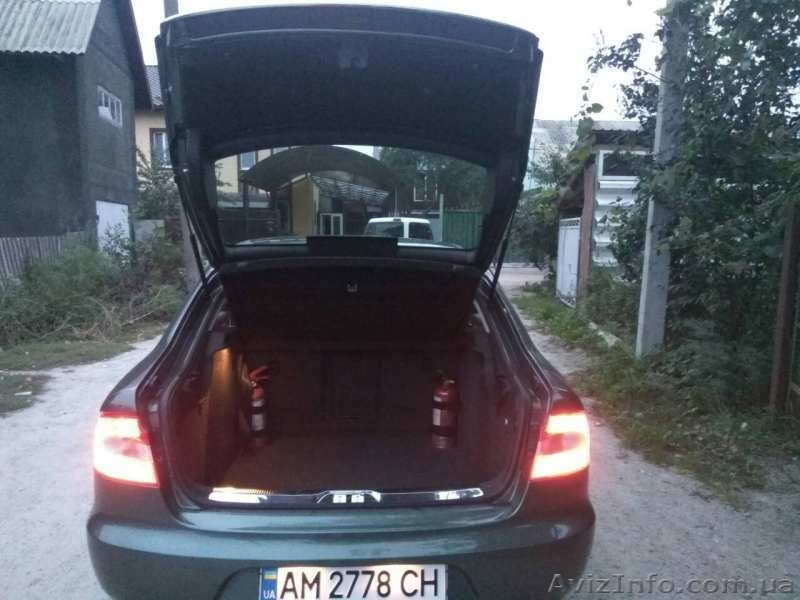 Skoda Superb 1.6 TDI MT (2013 года) - <ro>Изображение</ro><ru>Изображение</ru> #3, <ru>Объявление</ru> #1643325