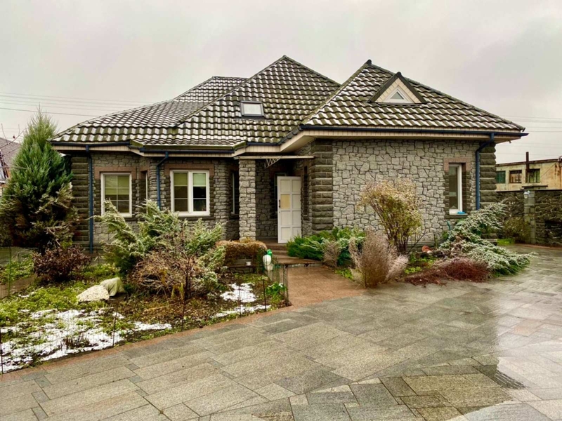 Продаж будинку - <ro>Изображение</ro><ru>Изображение</ru> #1, <ru>Объявление</ru> #1699196