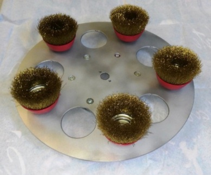 Диск со щетками - <ro>Изображение</ro><ru>Изображение</ru> #2, <ru>Объявление</ru> #522056