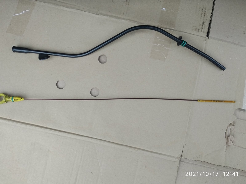 Щуп уровня масла для двигателя - <ro>Изображение</ro><ru>Изображение</ru> #4, <ru>Объявление</ru> #1718013