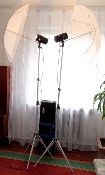 Набор студийного света Falcon 2X200 - <ro>Изображение</ro><ru>Изображение</ru> #1, <ru>Объявление</ru> #1736424